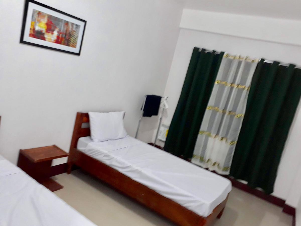 Ahras Place Coron Bagian luar foto